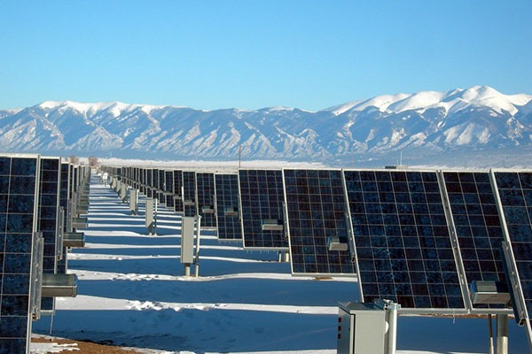 Ventajas y desventajas de la central fotovoltaica solar